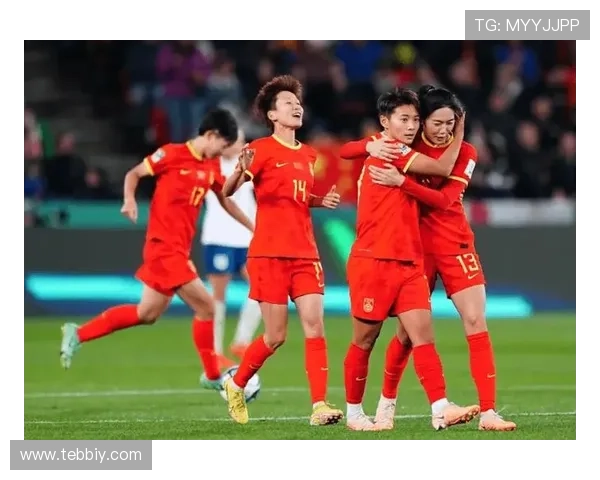 水庆霞：苏超比赛像欧洲节日般纯粹震撼 球迷热情令人难忘